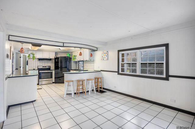 18739 River Bend Rd, Maurepas, LA 70449