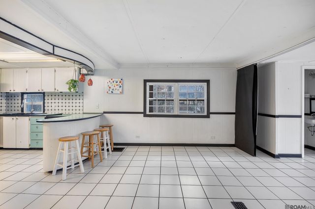 18739 River Bend Rd, Maurepas, LA 70449