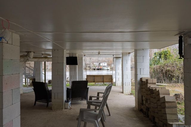 18739 River Bend Rd, Maurepas, LA 70449