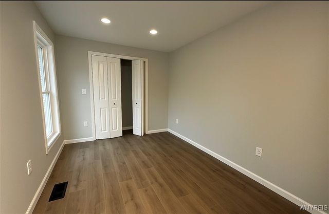 320 Central Avenue, Hanover, NY 14136