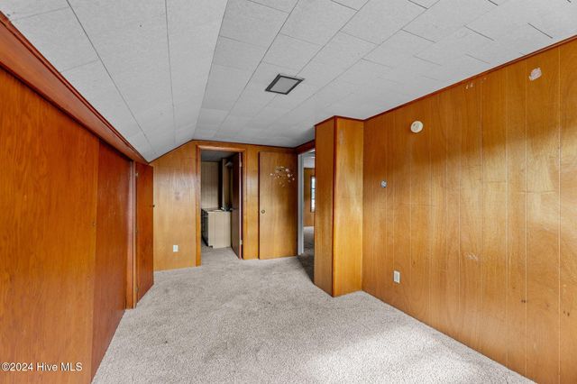 905 Madam Moores Lane, New Bern, NC 28562