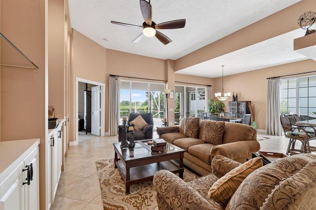 8081 SE Double Tree Drive, Hobe Sound, FL 33455