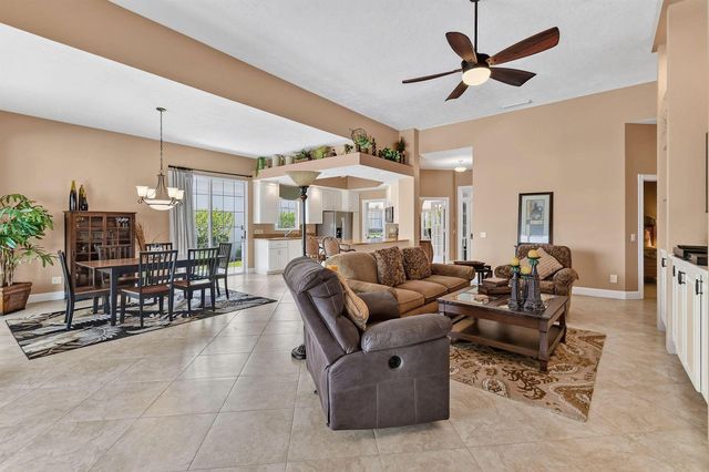 8081 SE Double Tree Drive, Hobe Sound, FL 33455