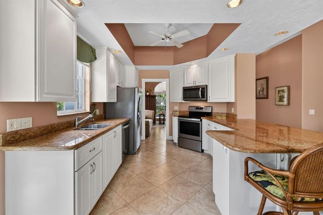 8081 SE Double Tree Drive, Hobe Sound, FL 33455