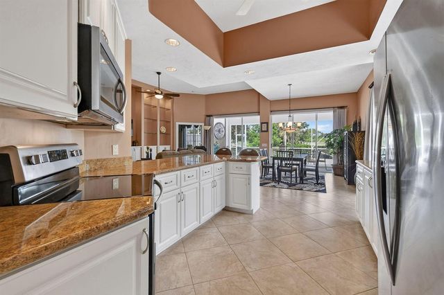 8081 SE Double Tree Drive, Hobe Sound, FL 33455