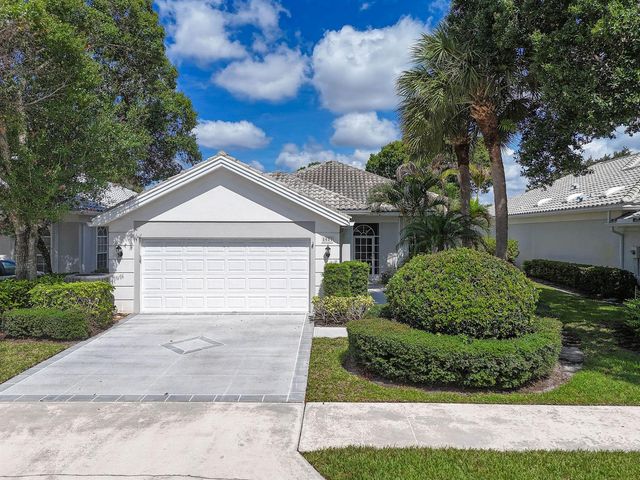 8081 SE Double Tree Drive, Hobe Sound, FL 33455