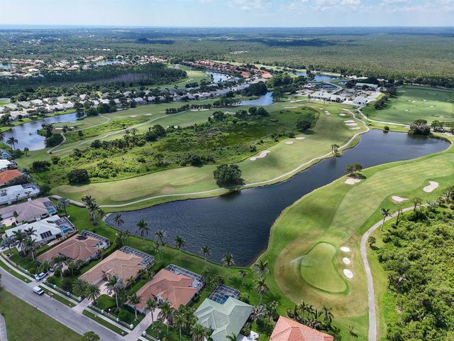 8081 SE Double Tree Drive, Hobe Sound, FL 33455