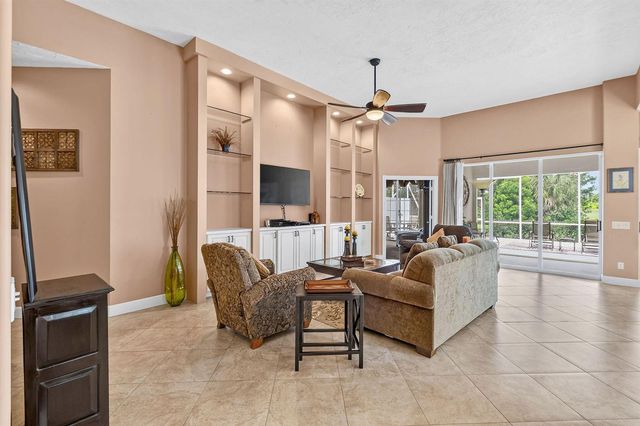 8081 SE Double Tree Drive, Hobe Sound, FL 33455