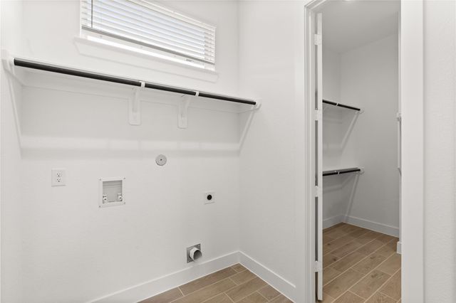 620 Deep Sands Drive, Waller, TX 77447