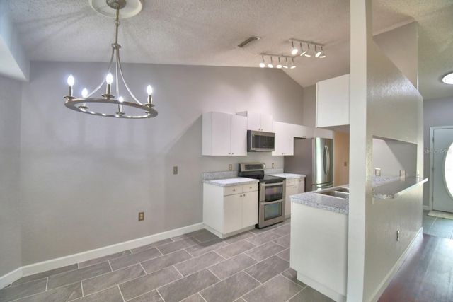 511 HEATHER GLEN DRIVE, Winter Haven, FL 33884