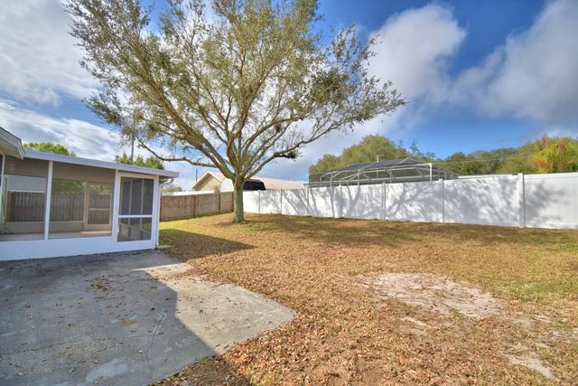 511 HEATHER GLEN DRIVE, Winter Haven, FL 33884