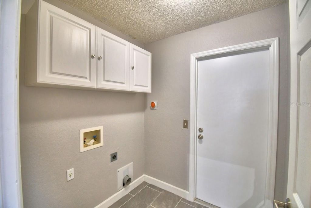 Image 23 of property listing at 511 HEATHER GLEN DRIVE, Winter Haven, FL 33884