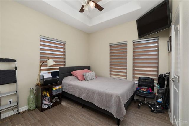 705 E Arapaho Avenue, Pharr, TX 78577