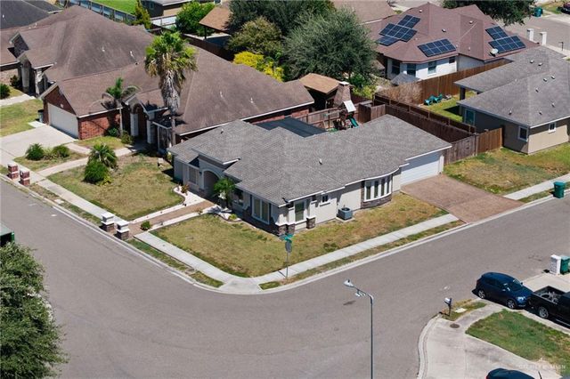 705 E Arapaho Avenue, Pharr, TX 78577