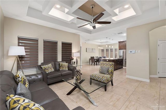 705 E Arapaho Avenue, Pharr, TX 78577