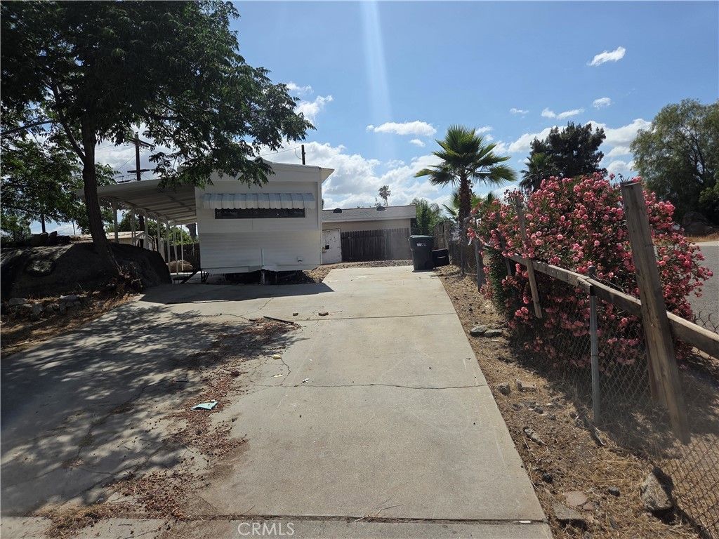 Image 12 of property listing at 22509 Carter, Perris, CA 92570