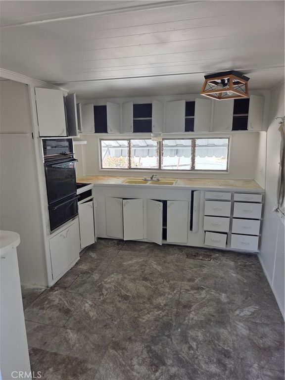 Image 15 of property listing at 22509 Carter, Perris, CA 92570