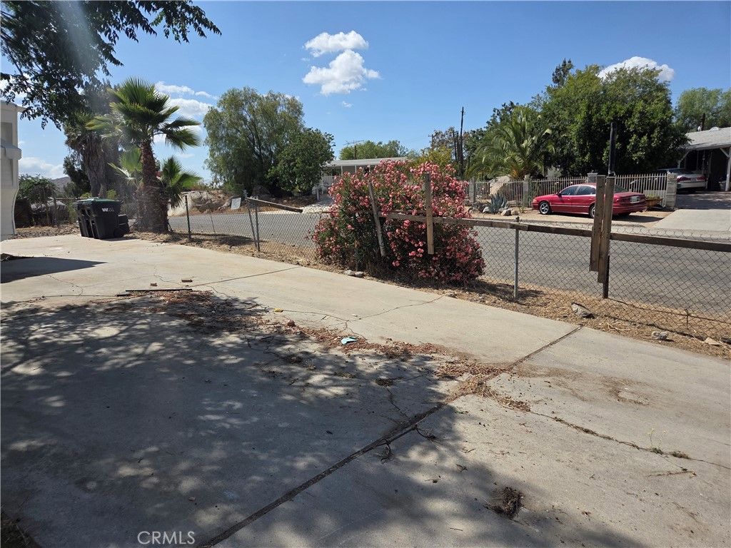 Image 3 of property listing at 22509 Carter, Perris, CA 92570