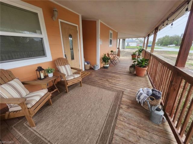 3417 19th ST SW, Lehigh Acres, FL 33976