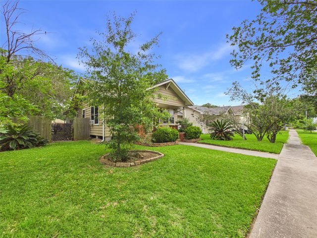 3205 Ohio Street, Baytown, TX 77520