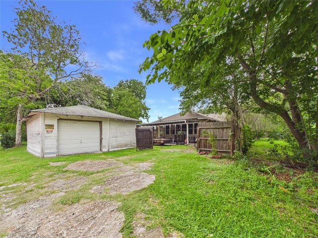 3205 Ohio Street, Baytown, TX 77520