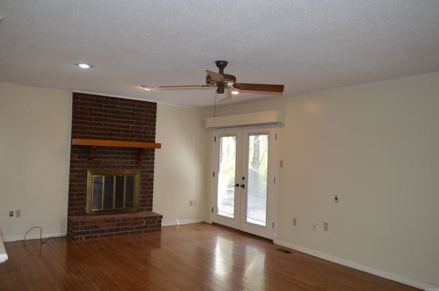 411 Hillcrest Drive, Heber Springs, AR 72543