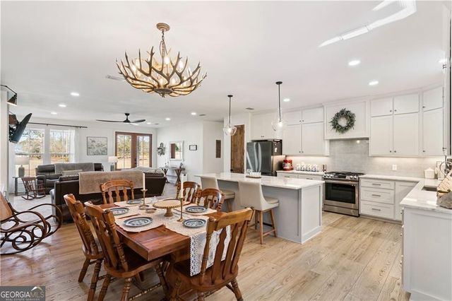 1757 McIntosh Trail SE, Townsend, GA 31331