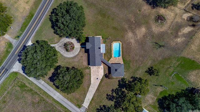 1301 Fm 477, Seguin, TX 78155