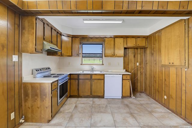 1301 Fm 477, Seguin, TX 78155