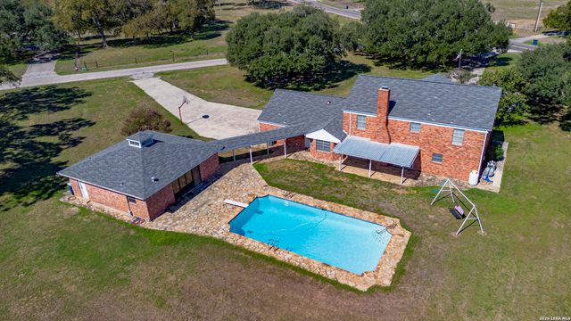 1301 Fm 477, Seguin, TX 78155