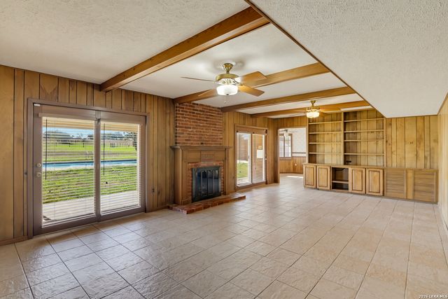 1301 Fm 477, Seguin, TX 78155