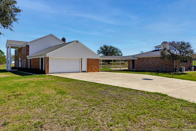 1301 Fm 477, Seguin, TX 78155