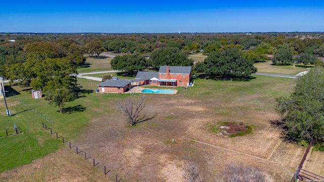 1301 Fm 477, Seguin, TX 78155