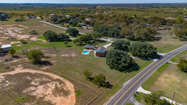 1301 Fm 477, Seguin, TX 78155