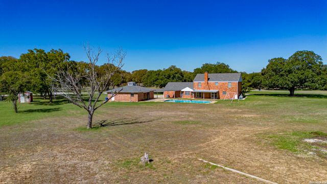1301 Fm 477, Seguin, TX 78155