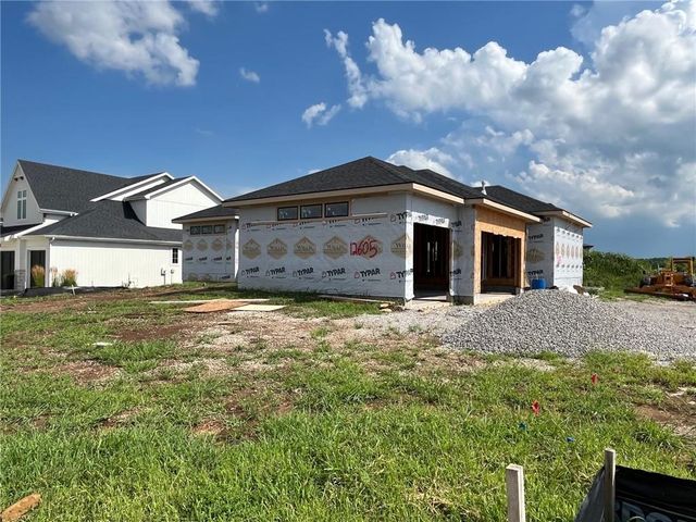 12605 W 170th Street, Overland Park, KS 66221