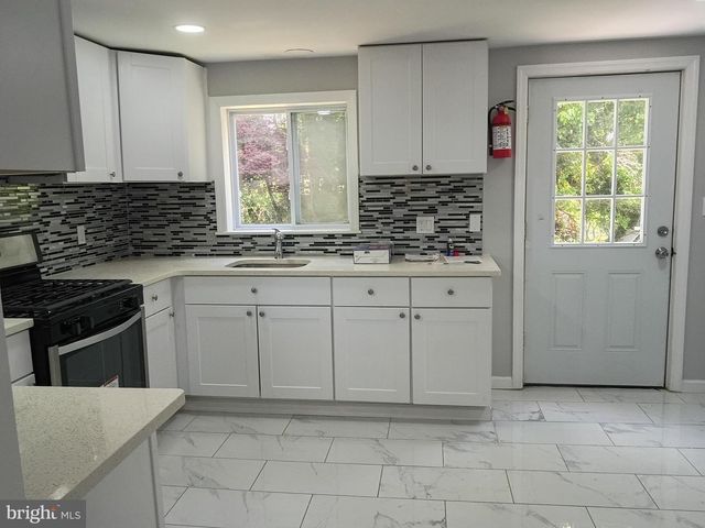 69 CARPENTER ST, Salem, NJ 08079