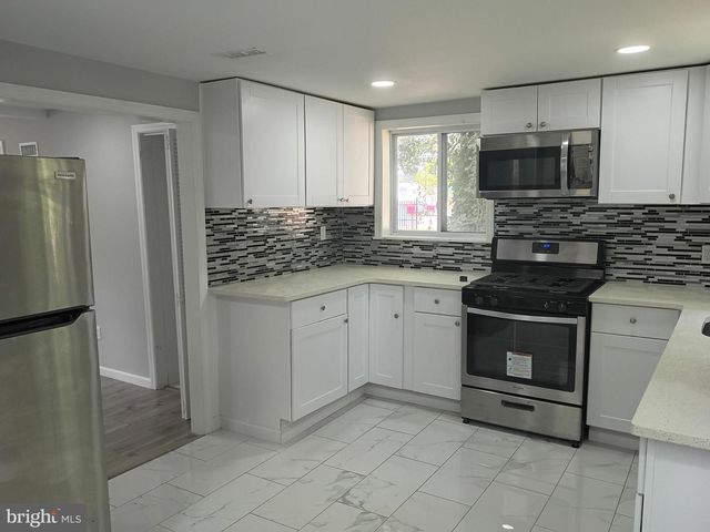 69 CARPENTER ST, Salem, NJ 08079