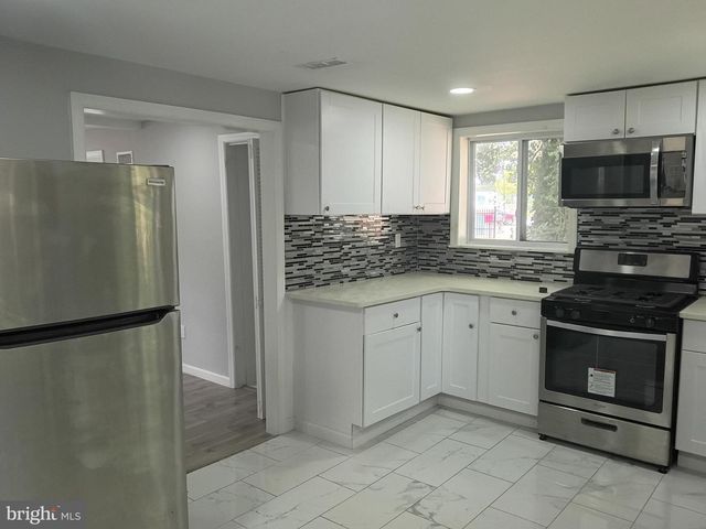 69 CARPENTER ST, Salem, NJ 08079