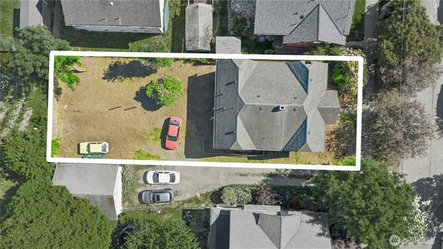 2916 18th Avenue S, Seattle, WA 98144