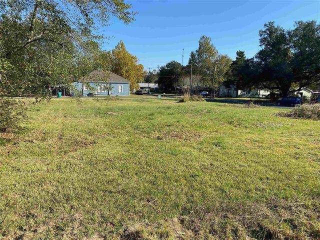 506 Yoakum Street, Dequincy, LA 70633