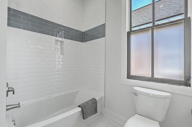 272 Coming Street C, Charleston, SC 29403