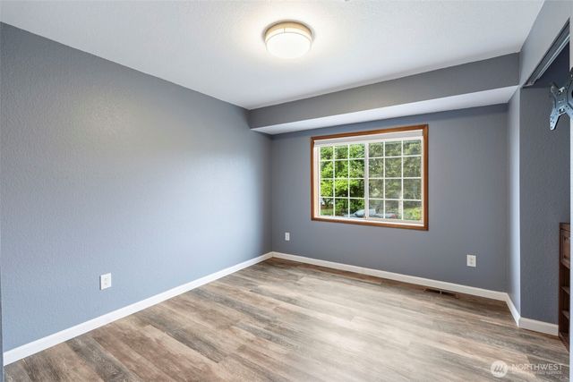 3733 Golden Eagle Loop, Olympia, WA 98513