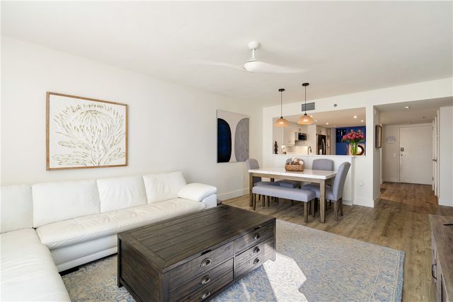 2700 N Highway A1a None 207, Hutchinson Island, FL 34949