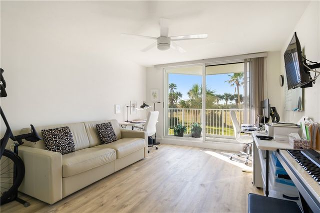 2700 N Highway A1a None 207, Hutchinson Island, FL 34949