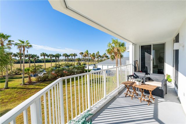 2700 N Highway A1a None 207, Hutchinson Island, FL 34949