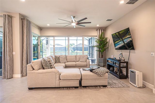 5013 SEVILLA SHORES DRIVE, Wimauma, FL 33598