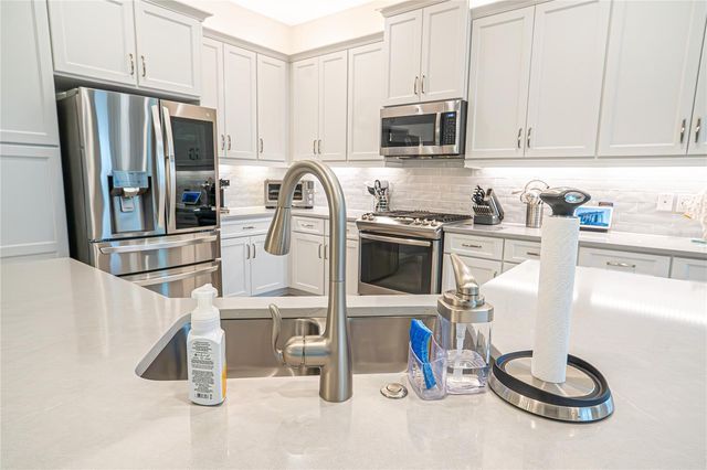 5013 SEVILLA SHORES DRIVE, Wimauma, FL 33598