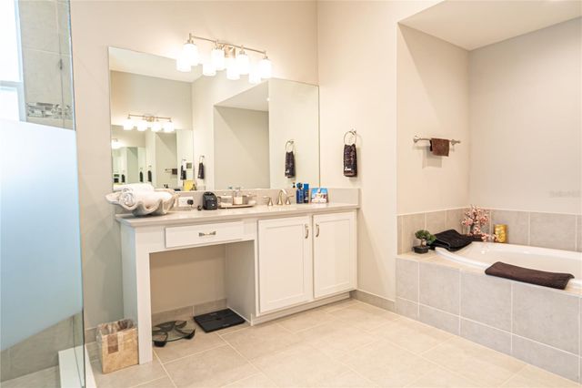 5013 SEVILLA SHORES DRIVE, Wimauma, FL 33598