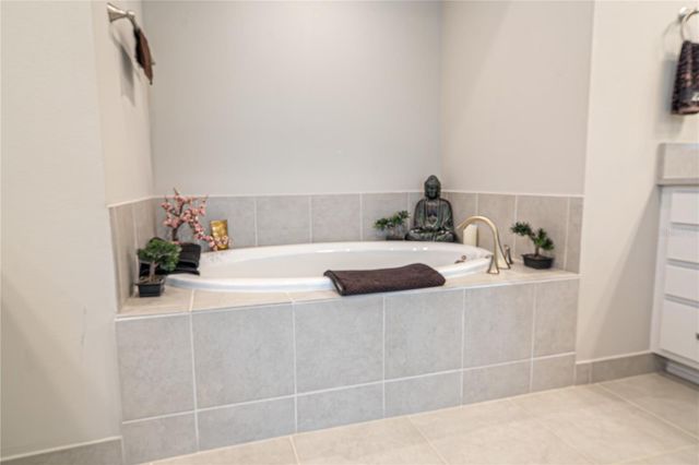 5013 SEVILLA SHORES DRIVE, Wimauma, FL 33598